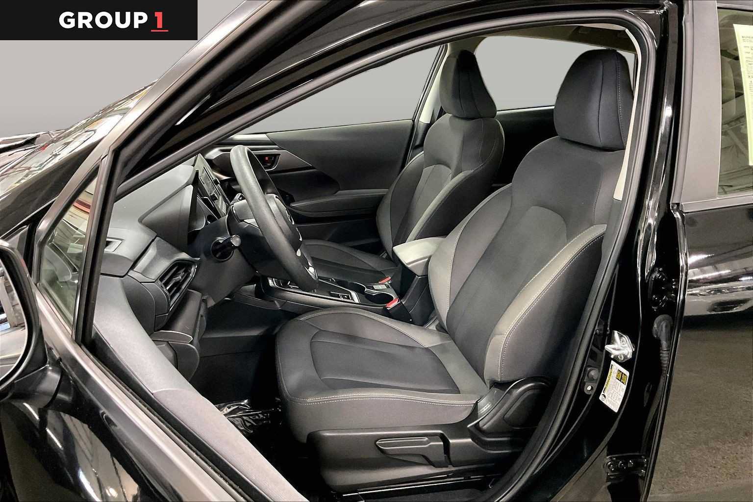 Used 2025 Subaru Impreza 2.0i AWD/4WD image 8