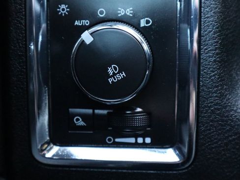 Used 2014 RAM 2500 Laramie w/ Protection Group image 29