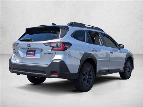 Certified 2024 Subaru Outback Onyx Edition AWD/4WD image 5