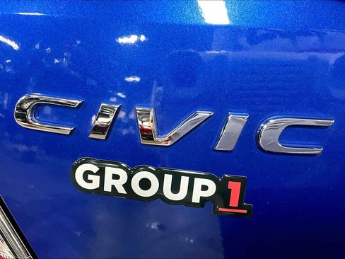 Used 2017 Honda Civic EX image 9