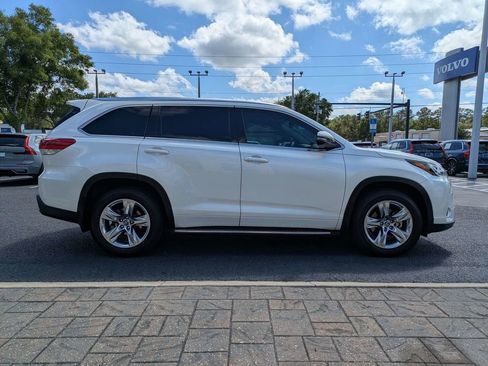 Used 2019 Toyota Highlander Limited AWD/4WD image 7