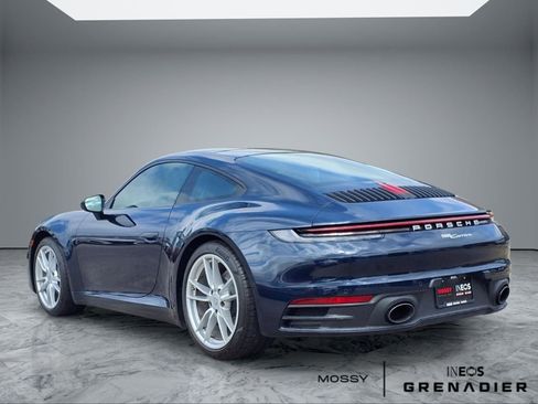 Used 2020 Porsche 911 Carrera image 2