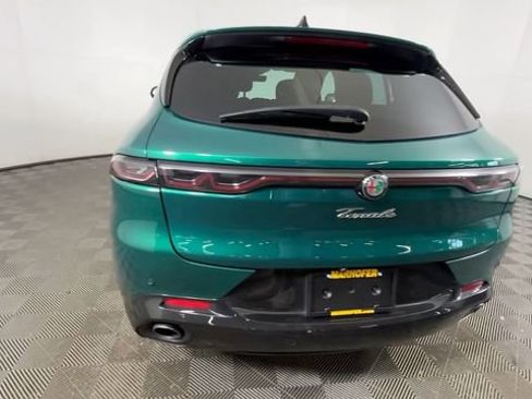 Used 2024 Alfa Romeo Tonale Veloce AWD/4WD image 5