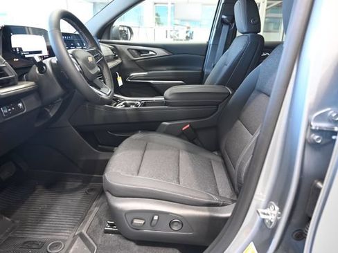 New 2026 Chevrolet Traverse LT w/ LPO, Floor Liner Package FWD image 9