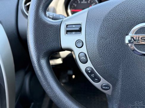 Used 2014 Nissan Rogue S w/ Convenience Package AWD/4WD image 16