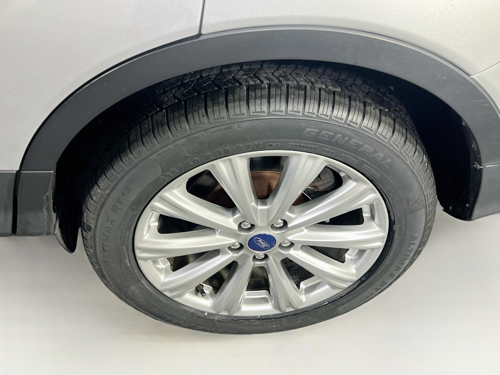 Used 2017 Ford Escape Titanium FWD image 30