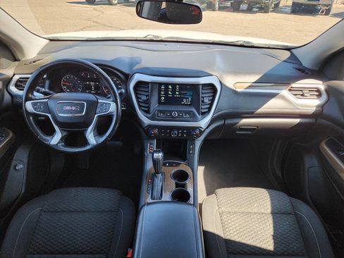 Used 2019 GMC Acadia SLE image 3