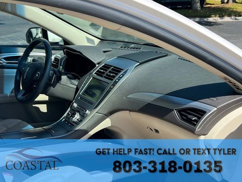 Used 2020 Lincoln MKZ w/ Convenience Package FWD image 30