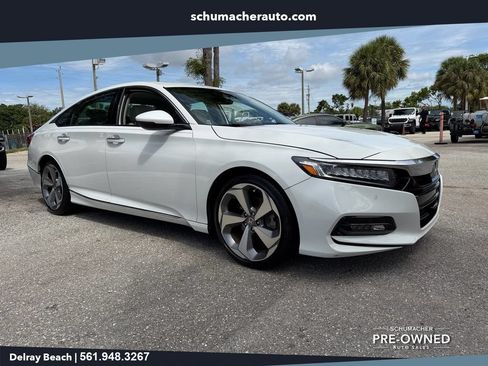 Used 2018 Honda Accord Touring image 1