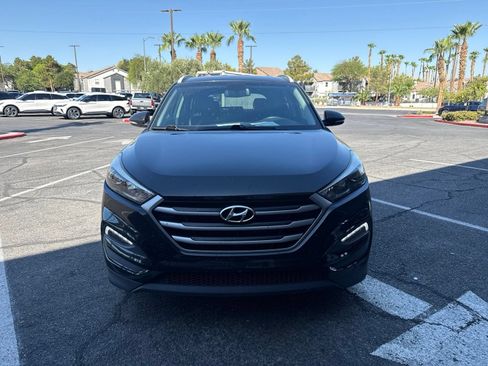 Used 2018 Hyundai Tucson SEL Plus FWD image 2