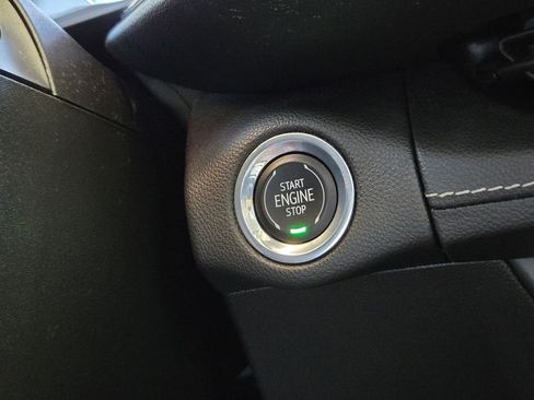 Used 2023 Buick Envision Essence w/ Sport Touring Package AWD/4WD image 19
