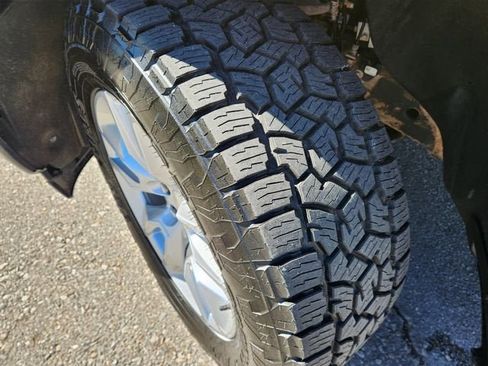 Used 2022 Chevrolet Silverado 1500 Custom w/ LPO, Dark Essentials Package image 24