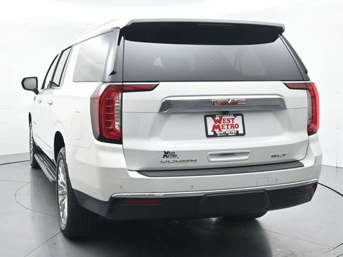 Used 2023 GMC Yukon XL SLT AWD/4WD image 33