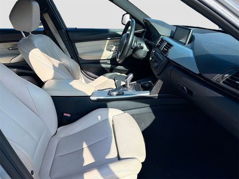 Used 2015 BMW 328d xDrive Wagon image 30