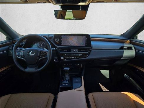 Used 2022 Lexus ES 300h w/ Premium Package FWD image 17