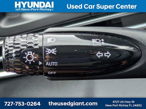Used 2024 Hyundai Elantra SE FWD image 26
