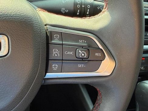 Used 2024 Jeep Compass Trailhawk AWD/4WD image 27