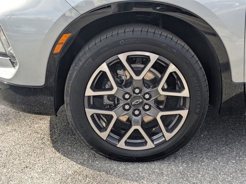 Certified 2025 Chevrolet Blazer RS image 10