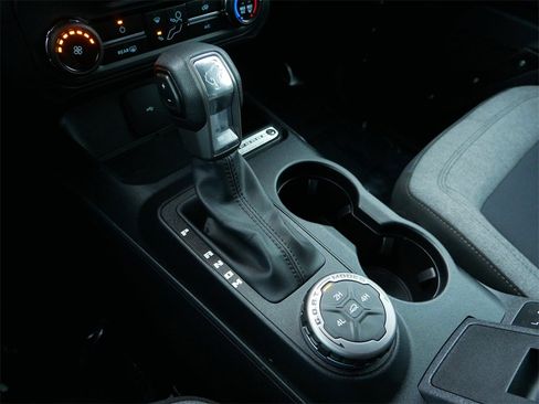 Certified 2023 Ford Bronco Base image 18