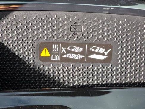 New 2026 Chevrolet Equinox RS w/ LPO, Floor Liner Package FWD image 7