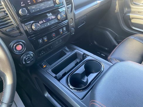 Used 2024 Nissan Titan PRO-4X w/ Pro-4x Convenience Package image 24