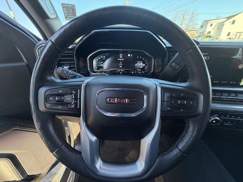 Certified 2022 GMC Sierra 1500 Elevation image 11