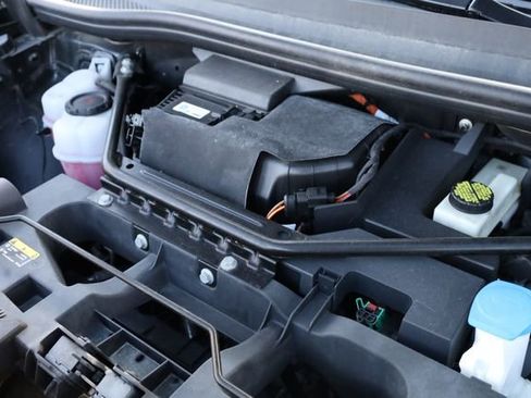 Used 2021 Volkswagen ID.4 Pro S w/ Gradient Package image 9