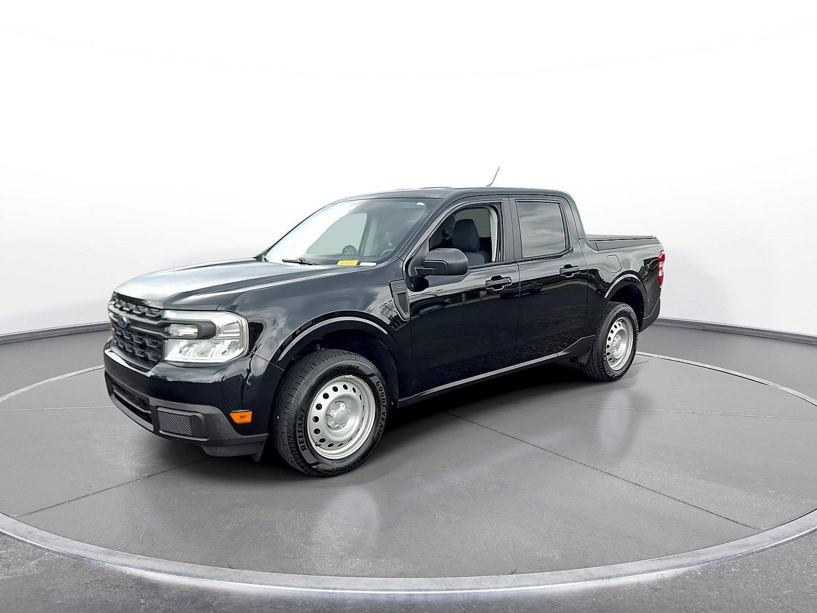 Used 2022 Ford Maverick XL w/ Equipment Group 100A Standard AWD/4WD image 4
