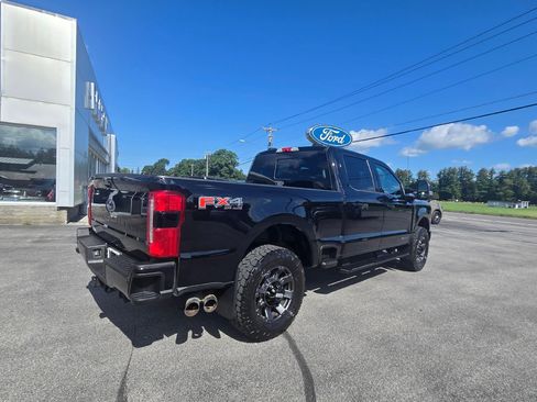 Used 2023 Ford F250 Lariat w/ Sport Appearance Package AWD/4WD image 11