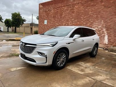 Used 2022 Buick Enclave Essence