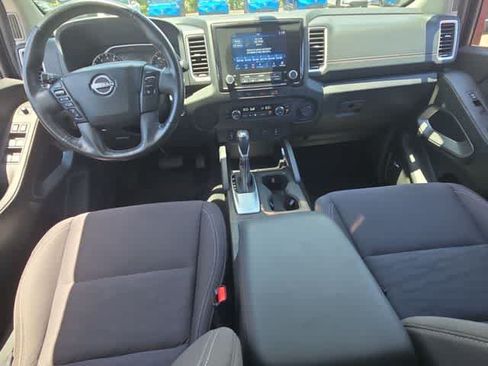 Used 2024 Nissan Frontier SV w/ SV Convenience Package RWD image 14