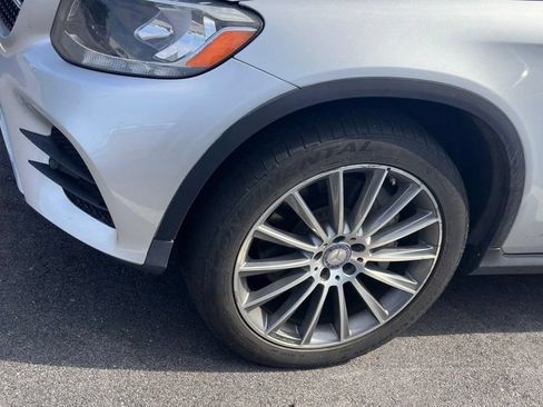 Used 2017 Mercedes-Benz GLC 300 4MATIC Coupe image 10