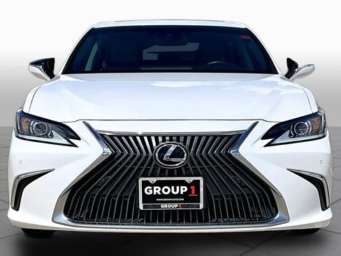 Used 2021 Lexus ES 250 w/ Premium Package AWD/4WD image 4