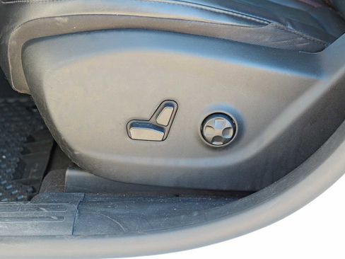 Used 2020 Jeep Cherokee Trailhawk w/ Cold Weather Group image 21