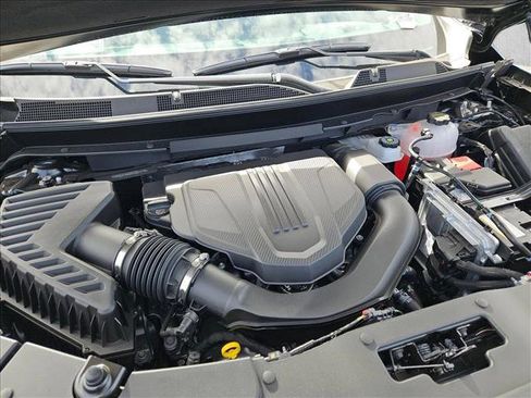 New 2026 Chevrolet Traverse Z71 w/ Driver Confidence Package image 17