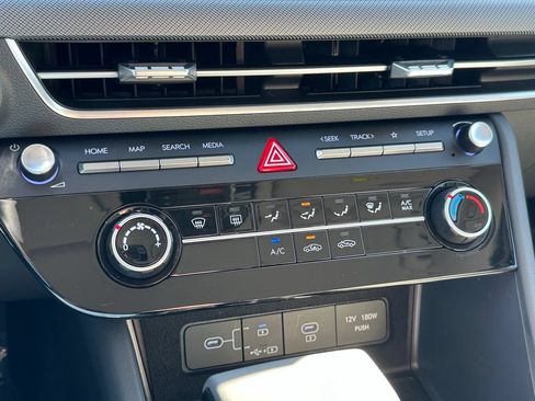Certified 2025 Hyundai Sonata SE FWD image 19