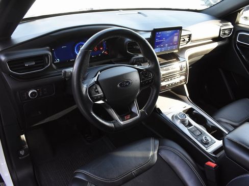 Used 2022 Ford Explorer ST image 15