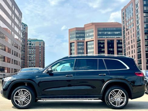 Certified 2026 Mercedes-Benz GLS 450 4MATIC image 11