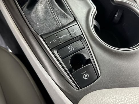 Used 2023 Toyota Camry SE image 35