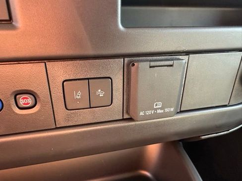 Certified 2024 Chevrolet Express 3500 LT w/ LT Preferred Equipment Group image 20