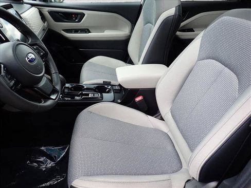 Used 2026 Subaru Forester Premium AWD/4WD image 12