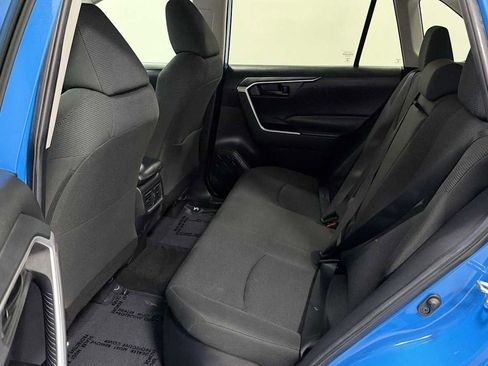 Certified 2020 Toyota RAV4 LE w/ Carpet Mat Package image 23