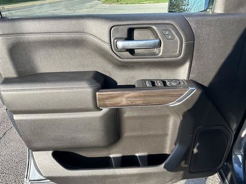 Used 2021 Chevrolet Silverado 1500 LT AWD/4WD image 14