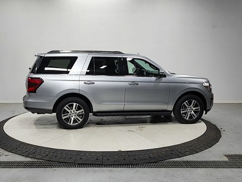 Used 2024 Ford Expedition Limited RWD image 9