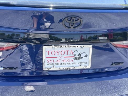 Used 2025 Toyota Camry XSE image 8