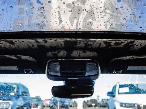 Certified 2024 Dodge Durango SXT w/ SXT Blacktop Group image 17