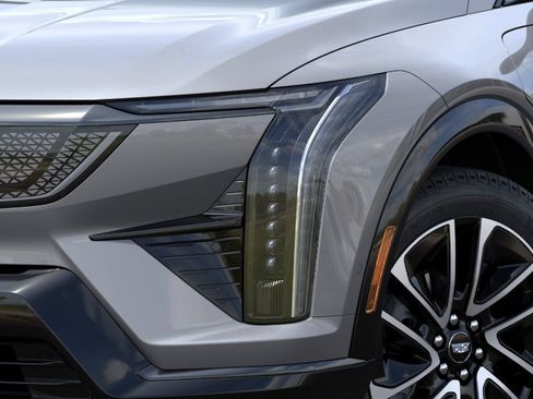 New 2027 Cadillac Optiq Sport w/ LPO, Floor Liner Package AWD/4WD image 10