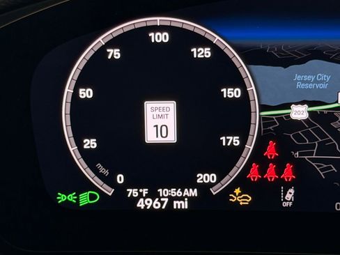 Certified 2025 Porsche Panamera 4 AWD/4WD image 22