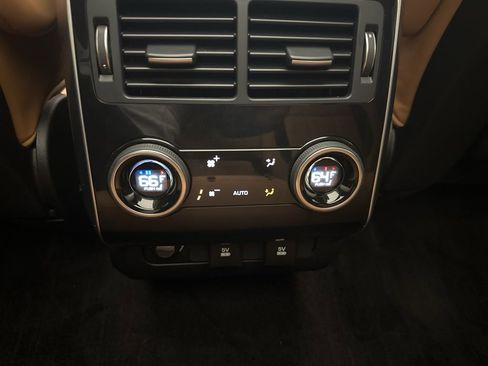 Used 2021 Land Rover Range Rover Sport HSE Dynamic image 21