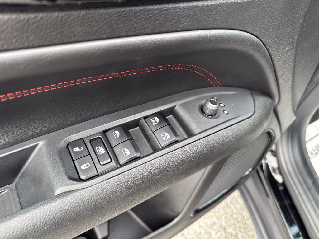 Used 2024 Jeep Compass Trailhawk AWD/4WD image 26